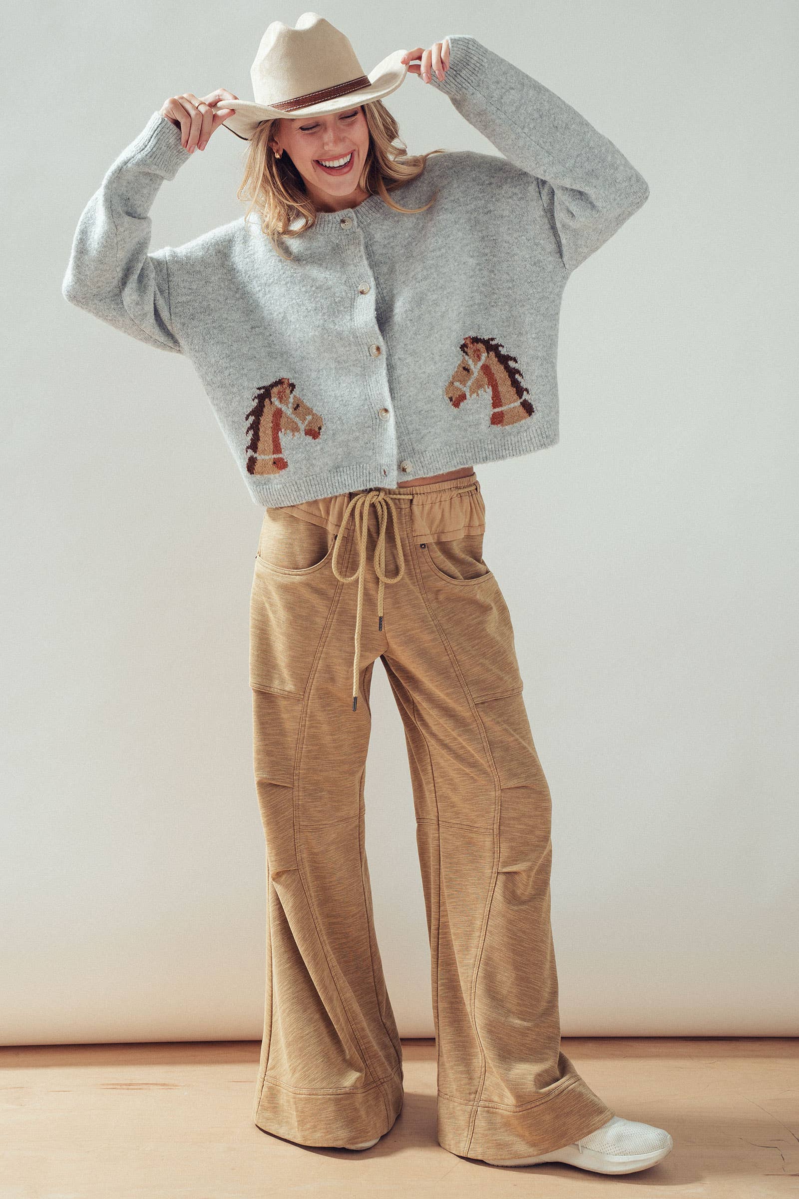 Western Horse Graphic Button Front Cropped Cardigan Sweater: IVORY / S/M-3:M/L-3