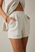 GILI PLEATED DETAIL SHORTS