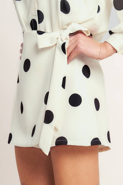 A printed woven skort - IP9067T: IVORY BLACK / Contemporary / S